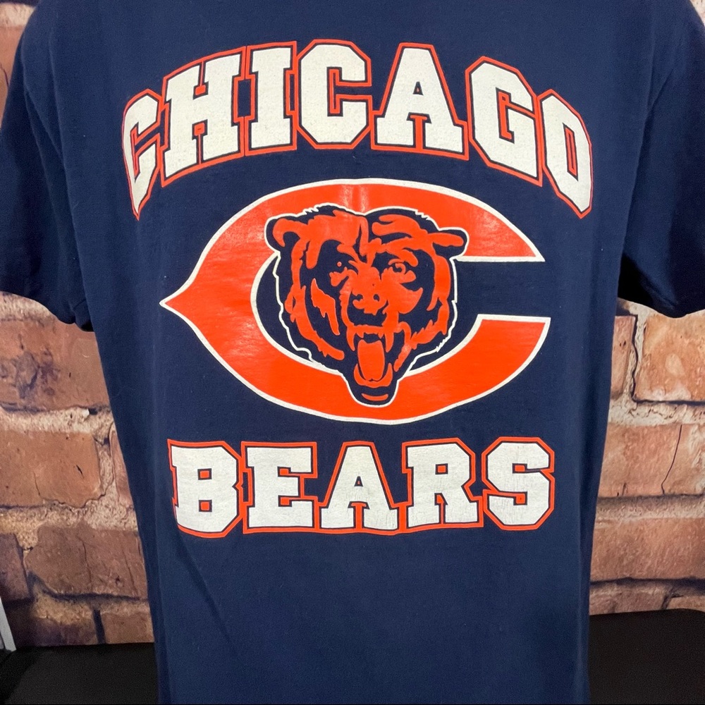 Men’s Chicago Bears Logo with Walter Payton # 34 Two -Sided Graphics Shirt  Med